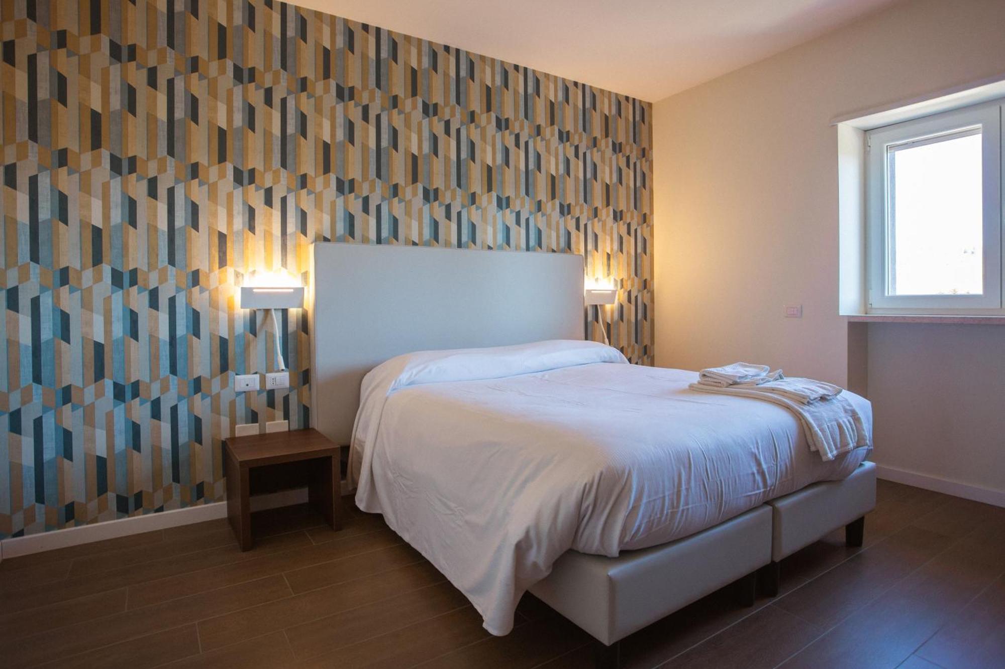 Tre Cancelli Rooms โปเตนซา ภายนอก รูปภาพ